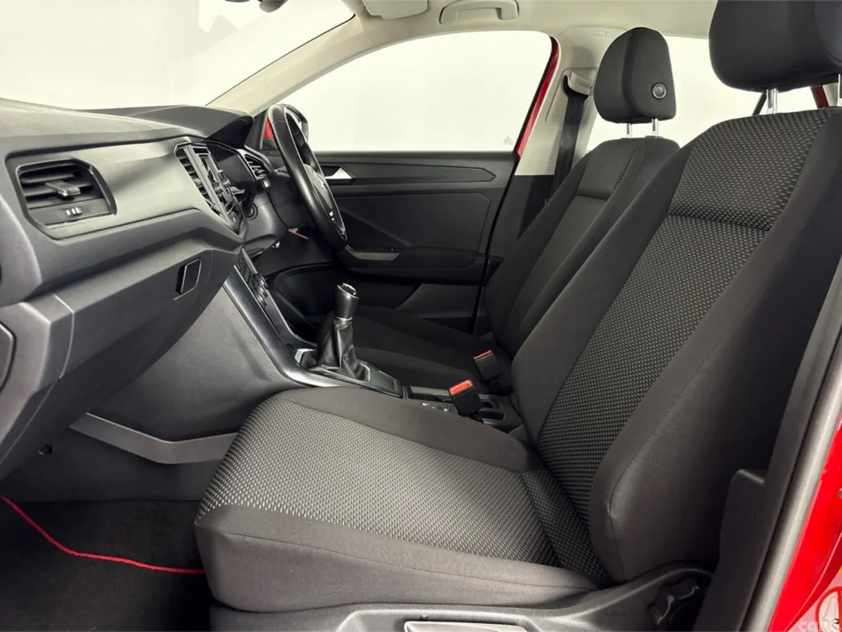 Volkswagen T-Roc Estate, Petrol, 2021, Red