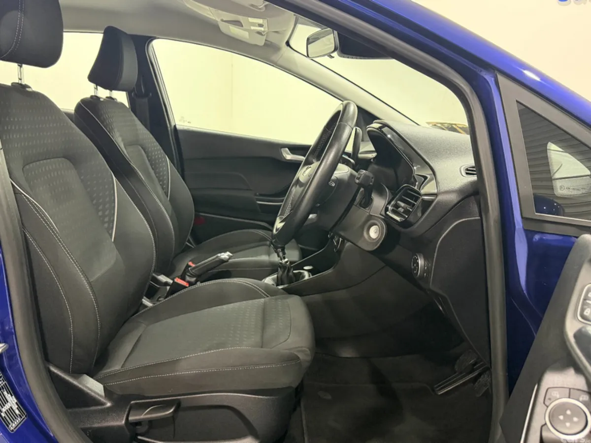 Ford Fiesta Hatchback, Diesel, 2018, Blue