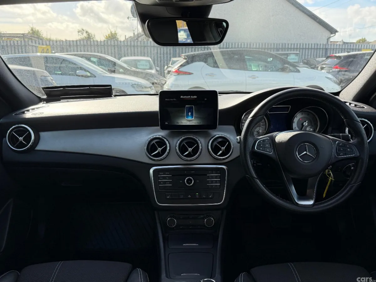 Mercedes-Benz GLA Estate, Petrol, 2016, Black