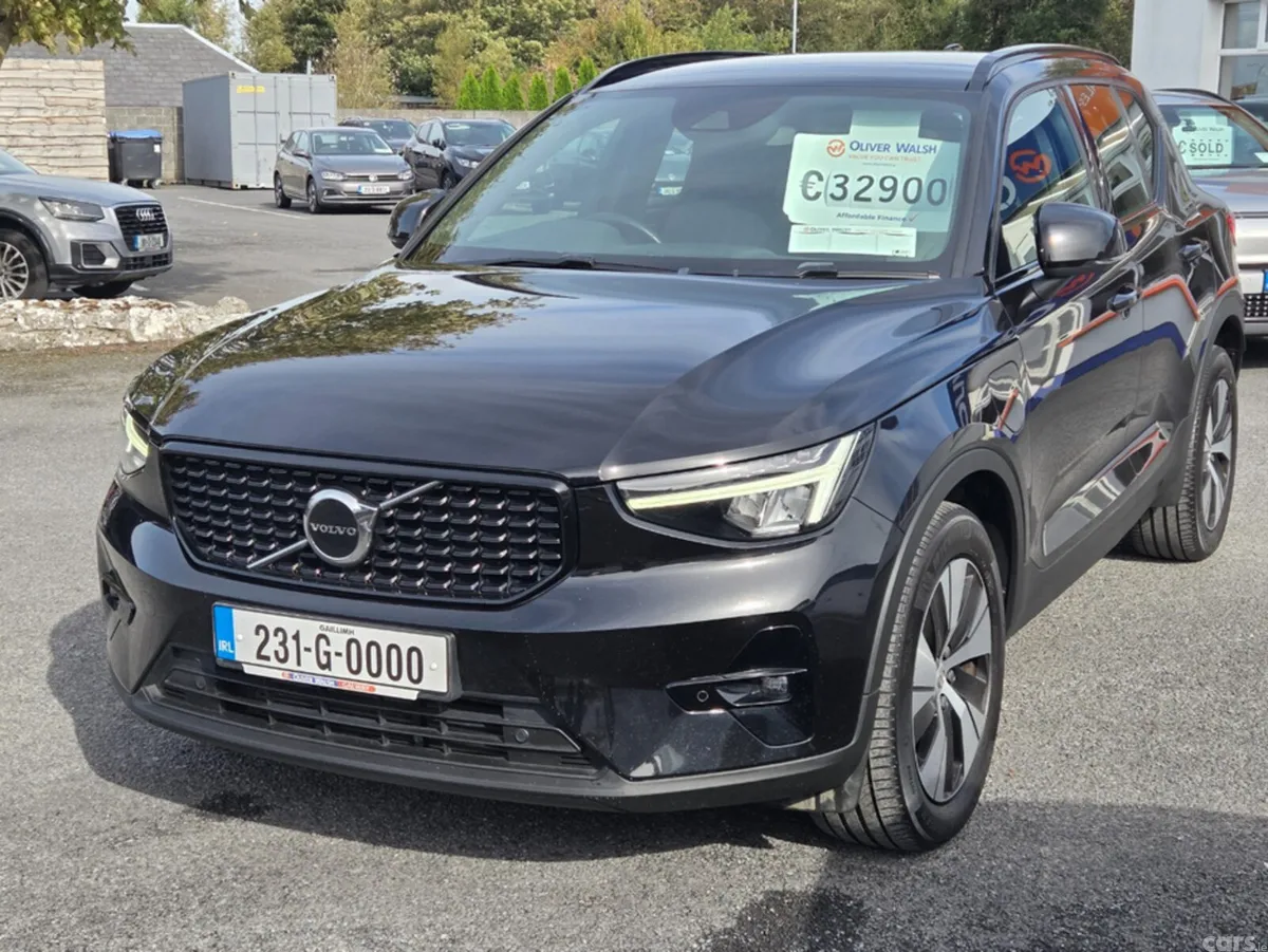 Volvo XC40 Estate, Petrol Plug-in Hybrid, 2023, Black