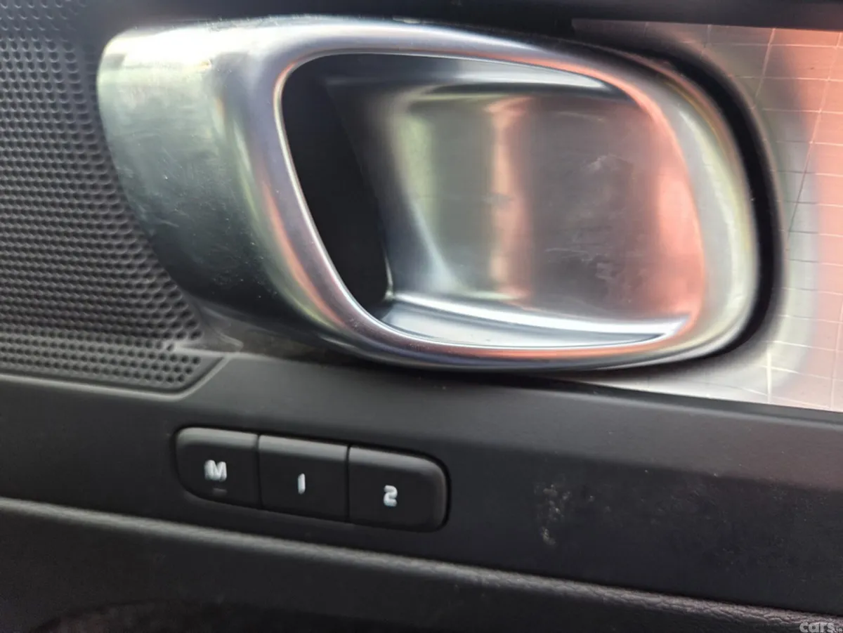 Volvo XC40 Estate, Petrol Plug-in Hybrid, 2023, Black