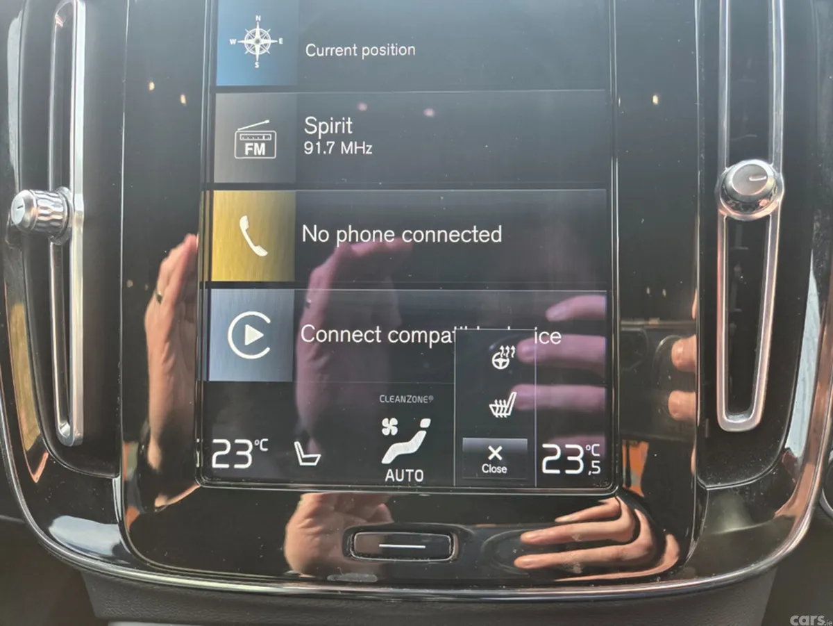 Volvo XC40 Estate, Petrol Plug-in Hybrid, 2023, Black