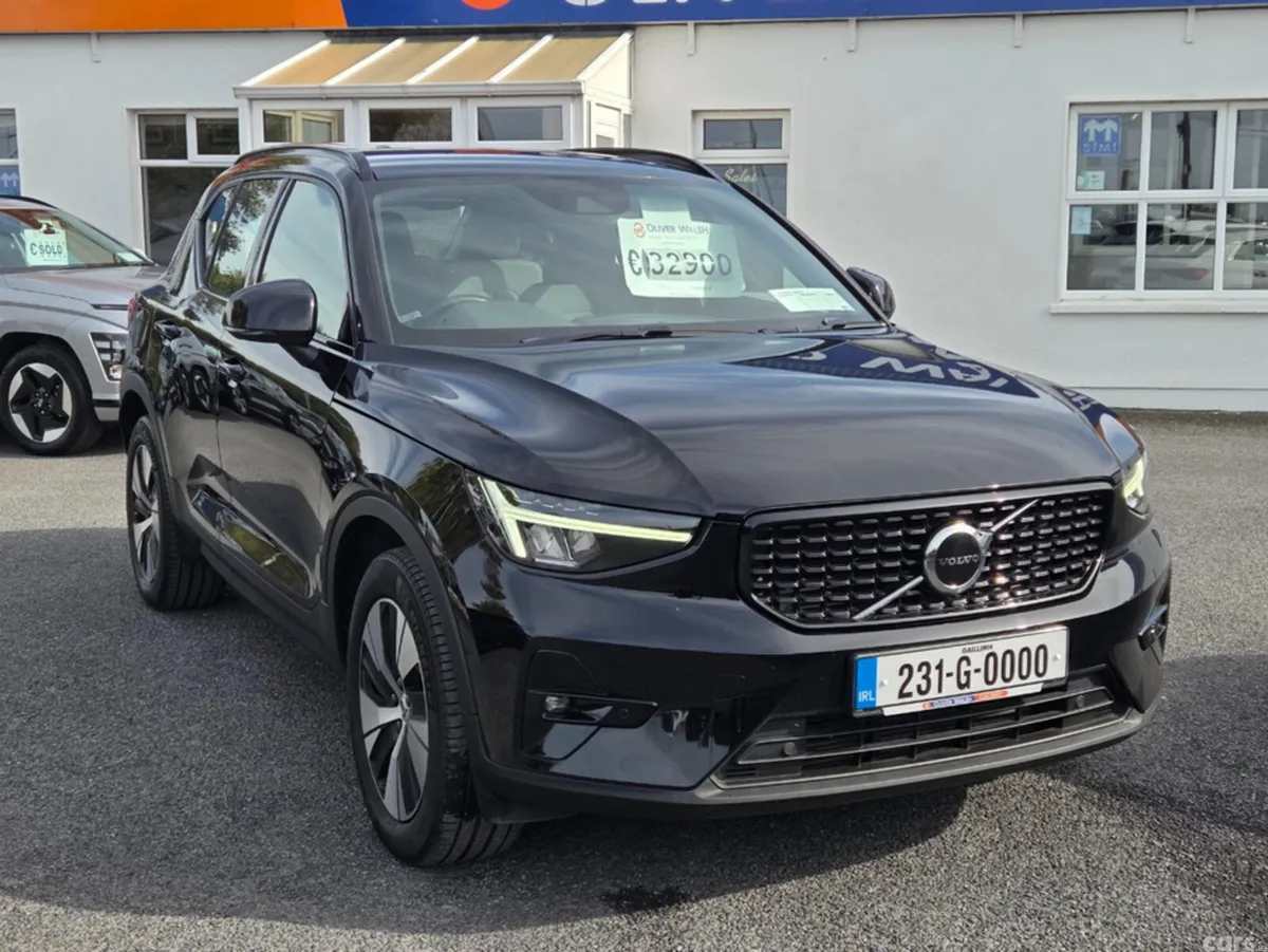 Volvo XC40 Estate, Petrol Plug-in Hybrid, 2023, Black