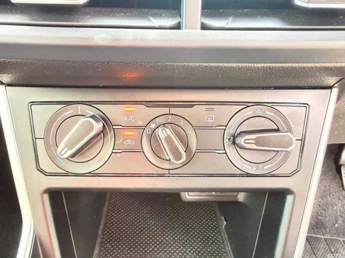 Volkswagen Taigo Hatchback, Petrol, 2024, Grey