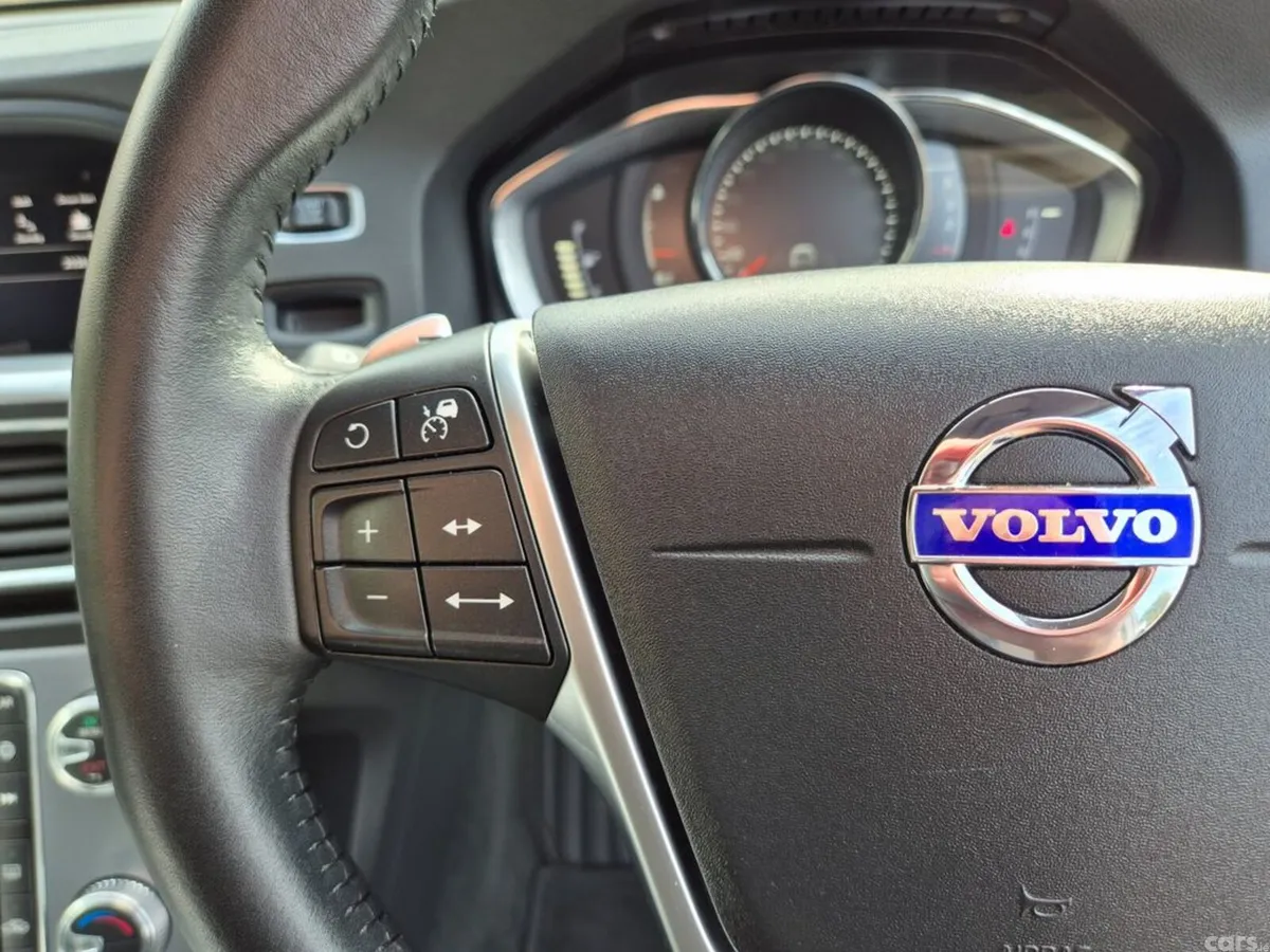Volvo V60 Estate, Diesel, 2018, Black