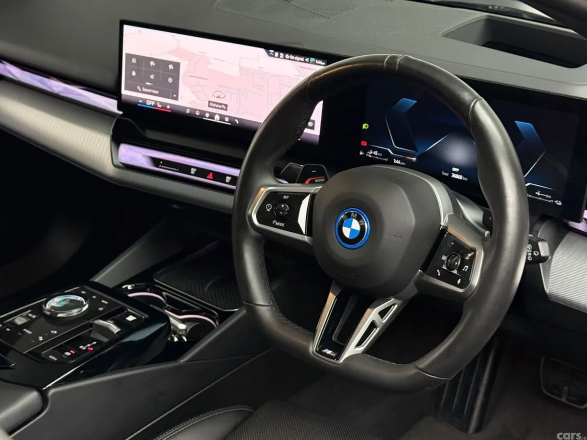 BMW 5-Series Estate, Petrol Plug-in Hybrid, 2025, Grey