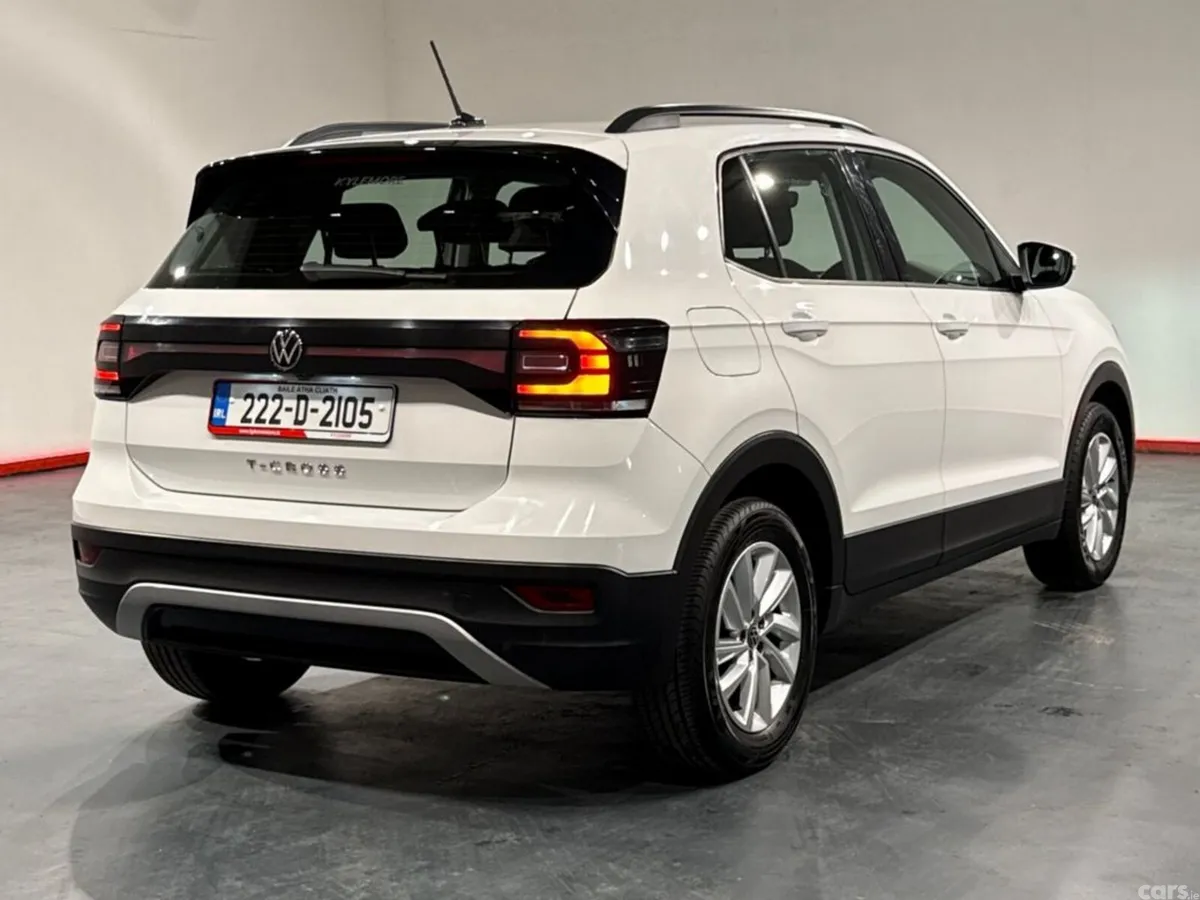 Volkswagen T-Cross Hatchback, Petrol, 2022, White