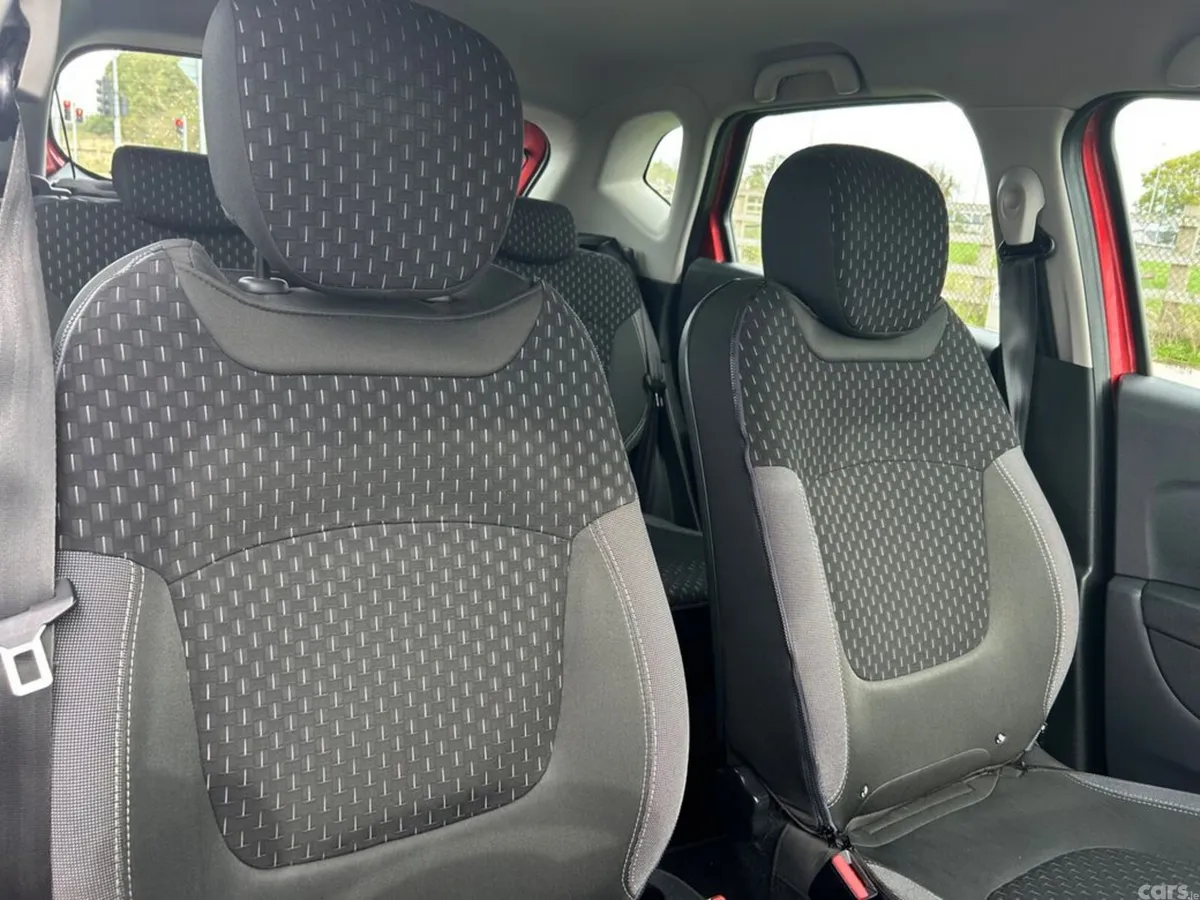 Renault Captur Hatchback, Diesel, 2018, Red