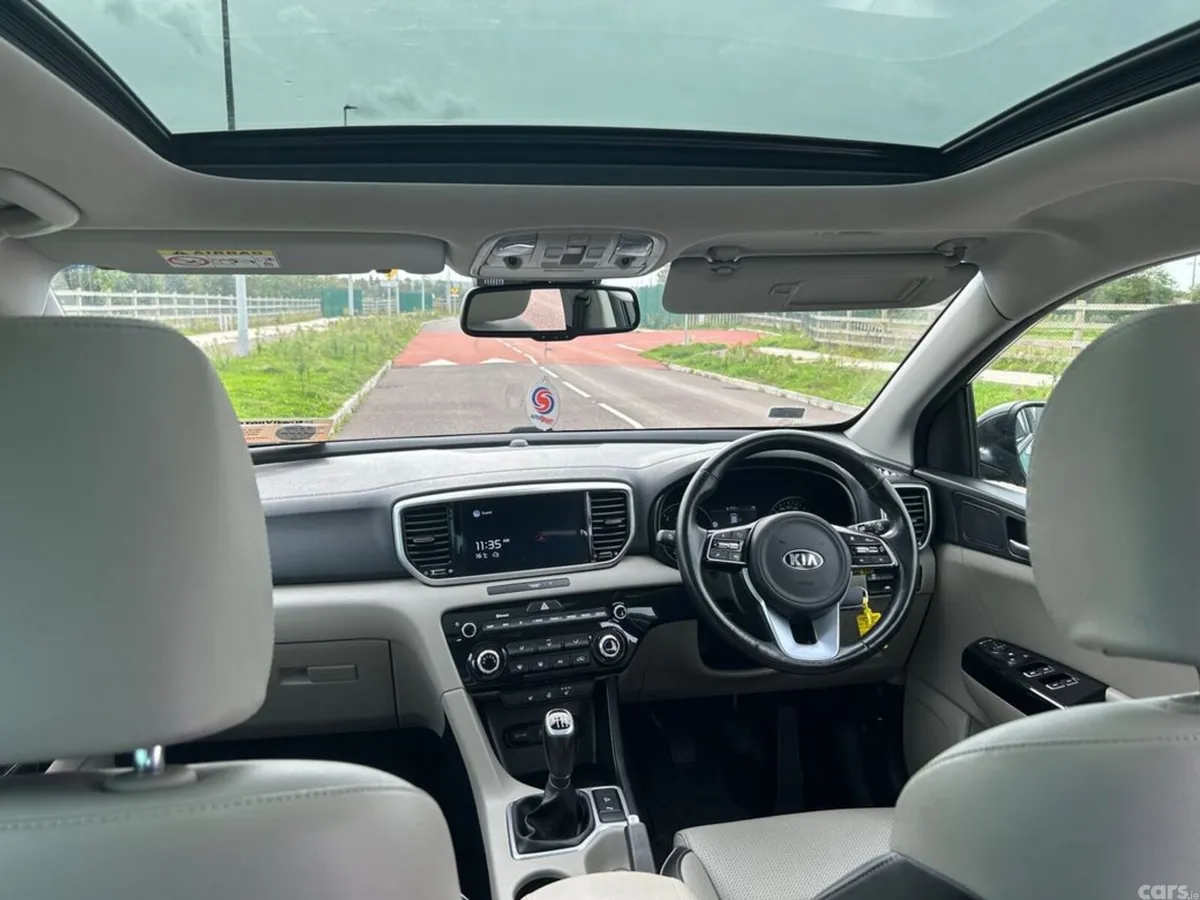 Kia Sportage SUV, Diesel Hybrid, 2021, Black