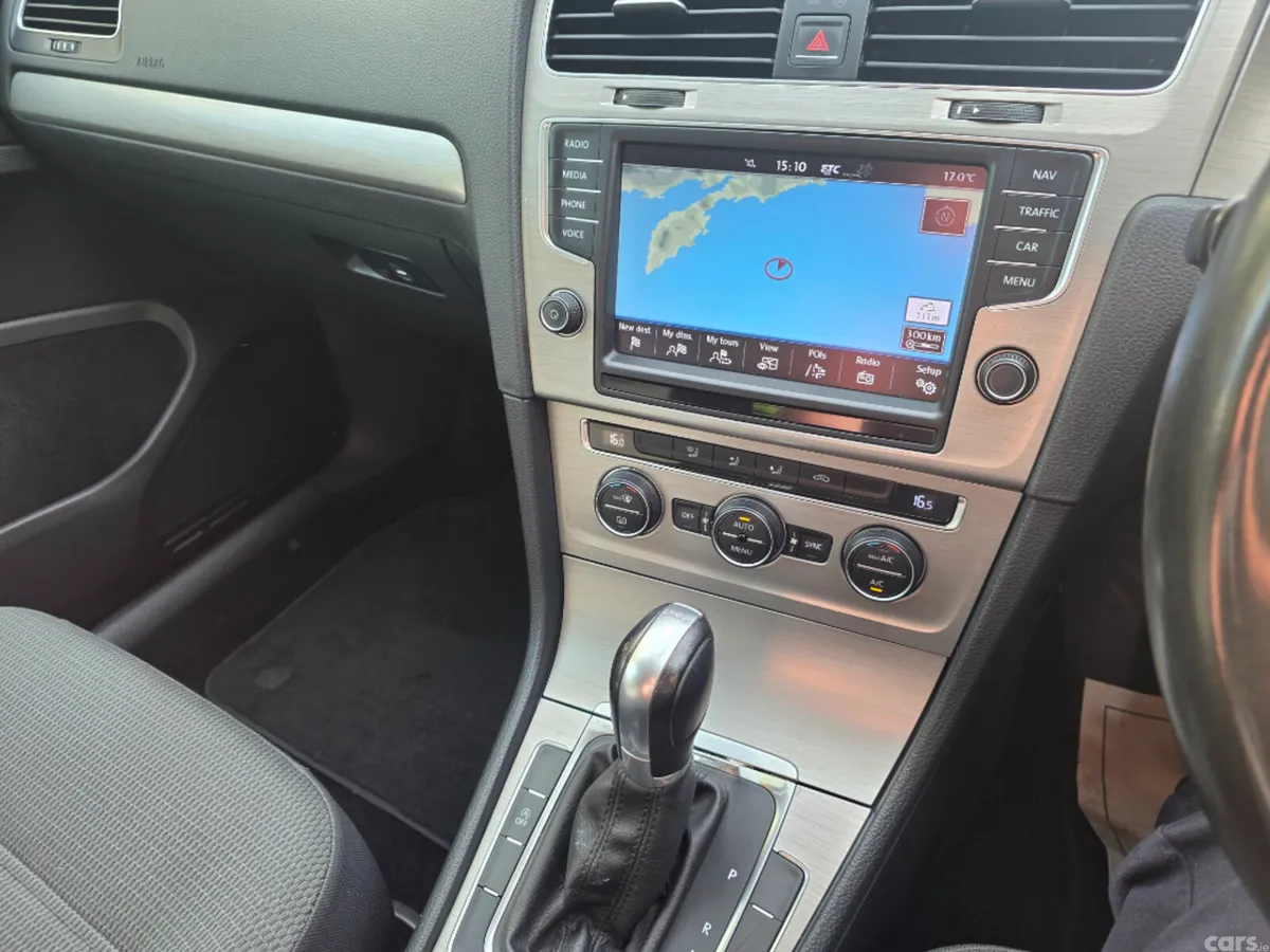 Volkswagen Golf Hatchback, Petrol, 2015, White