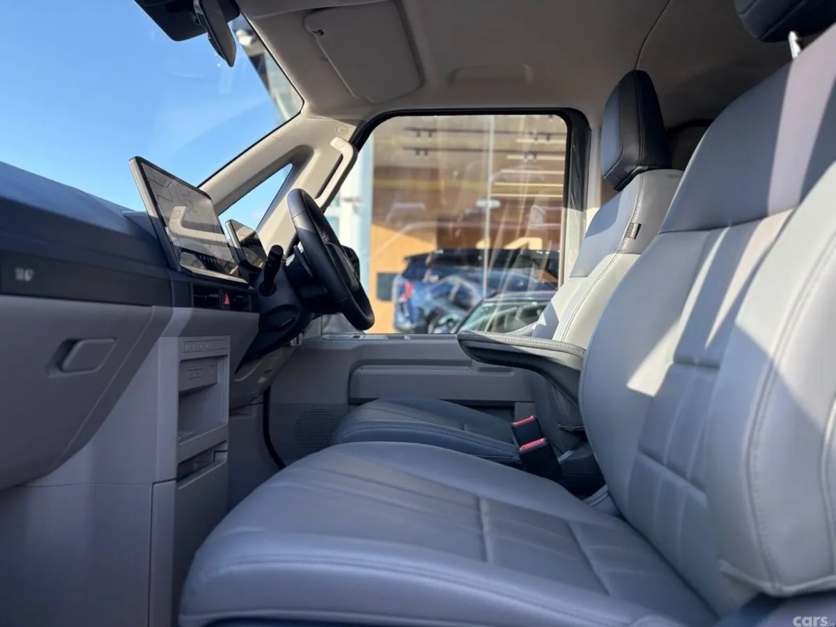 Kia PV5 Van, Electric, 2026, Grey