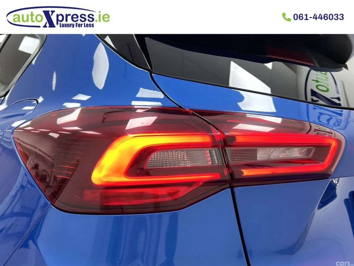 Ford Focus Hatchback, Petrol, 2023, Blue