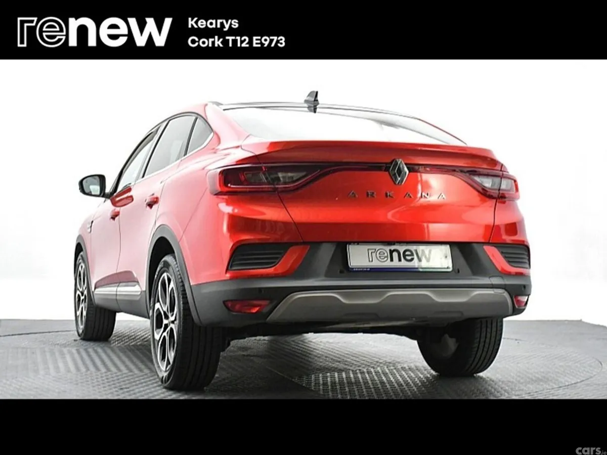 Renault Arkana SUV, Petrol, 2023, Red
