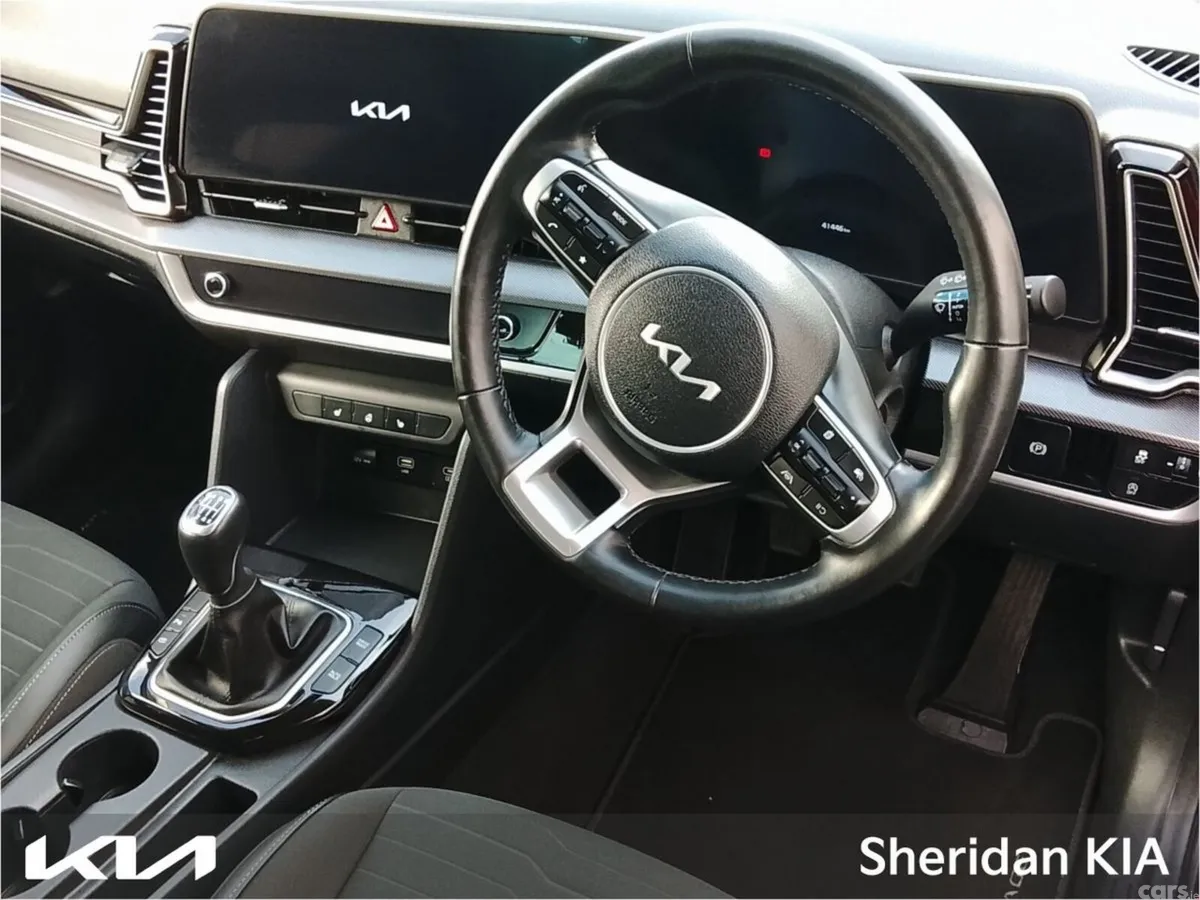 Kia Sportage SUV, Diesel Hybrid, 2023, Red