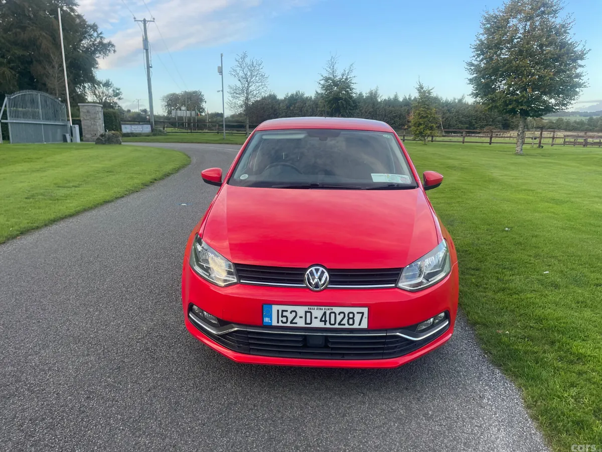 Volkswagen Polo Hatchback, Petrol, 2015, Red
