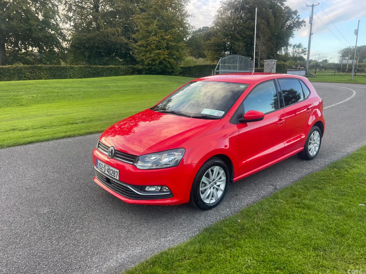 Volkswagen Polo Hatchback, Petrol, 2015, Red