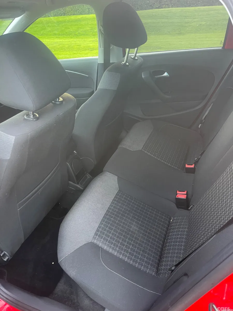 Volkswagen Polo Hatchback, Petrol, 2015, Red