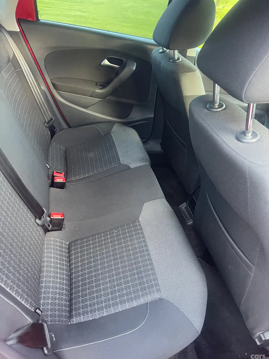 Volkswagen Polo Hatchback, Petrol, 2015, Red