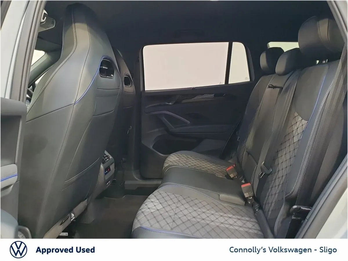 Volkswagen Tayron SUV, Petrol Hybrid, 2026, Silver