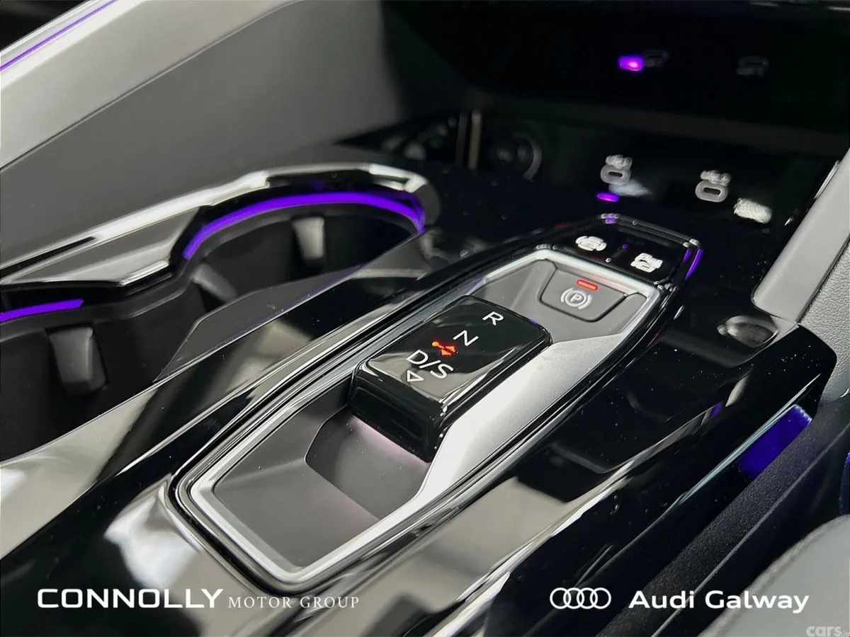 Audi Q5 SUV, Petrol Plug-in Hybrid, 2027, White