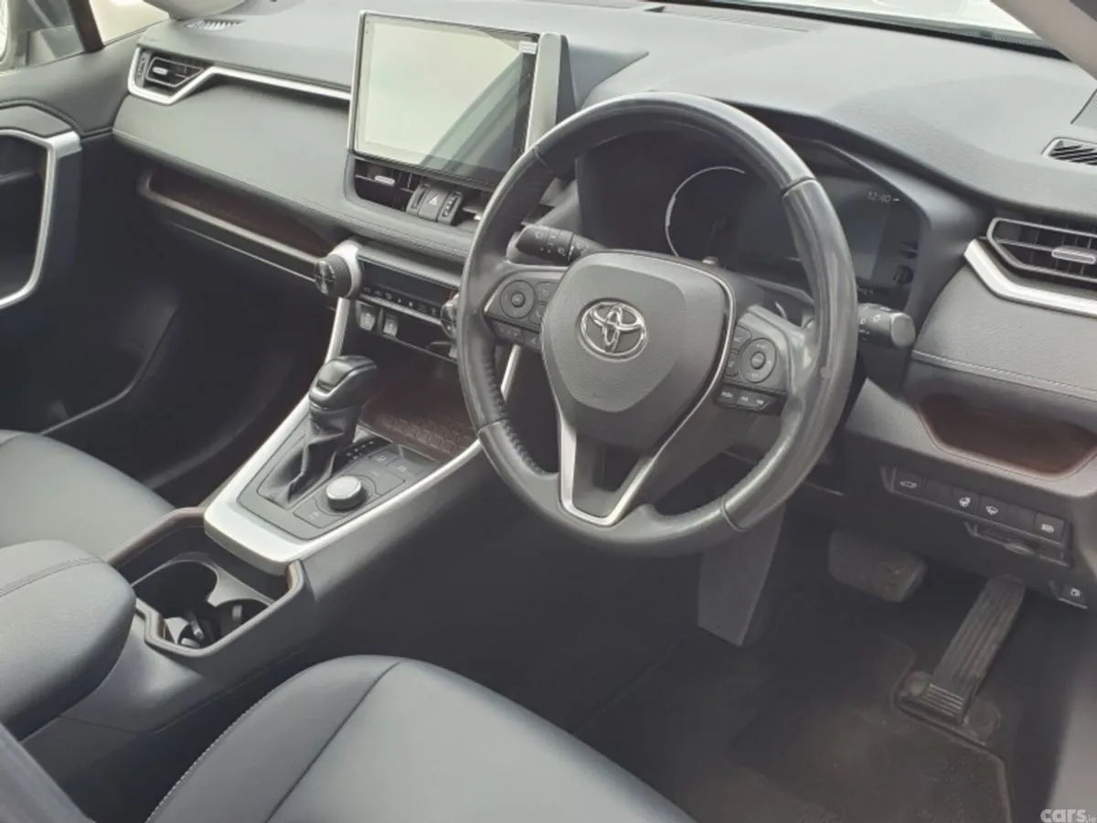 Toyota RAV4 SUV, Petrol Hybrid, 2021, White