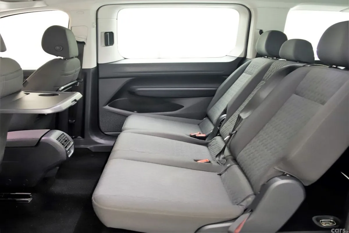 Volkswagen Caddy MPV, Diesel, 2023, Grey