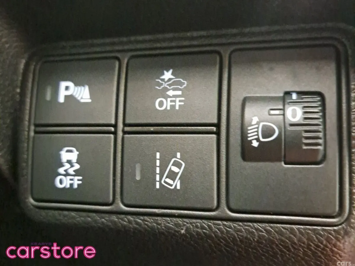 Honda Civic Hatchback, Petrol, 2018, Red