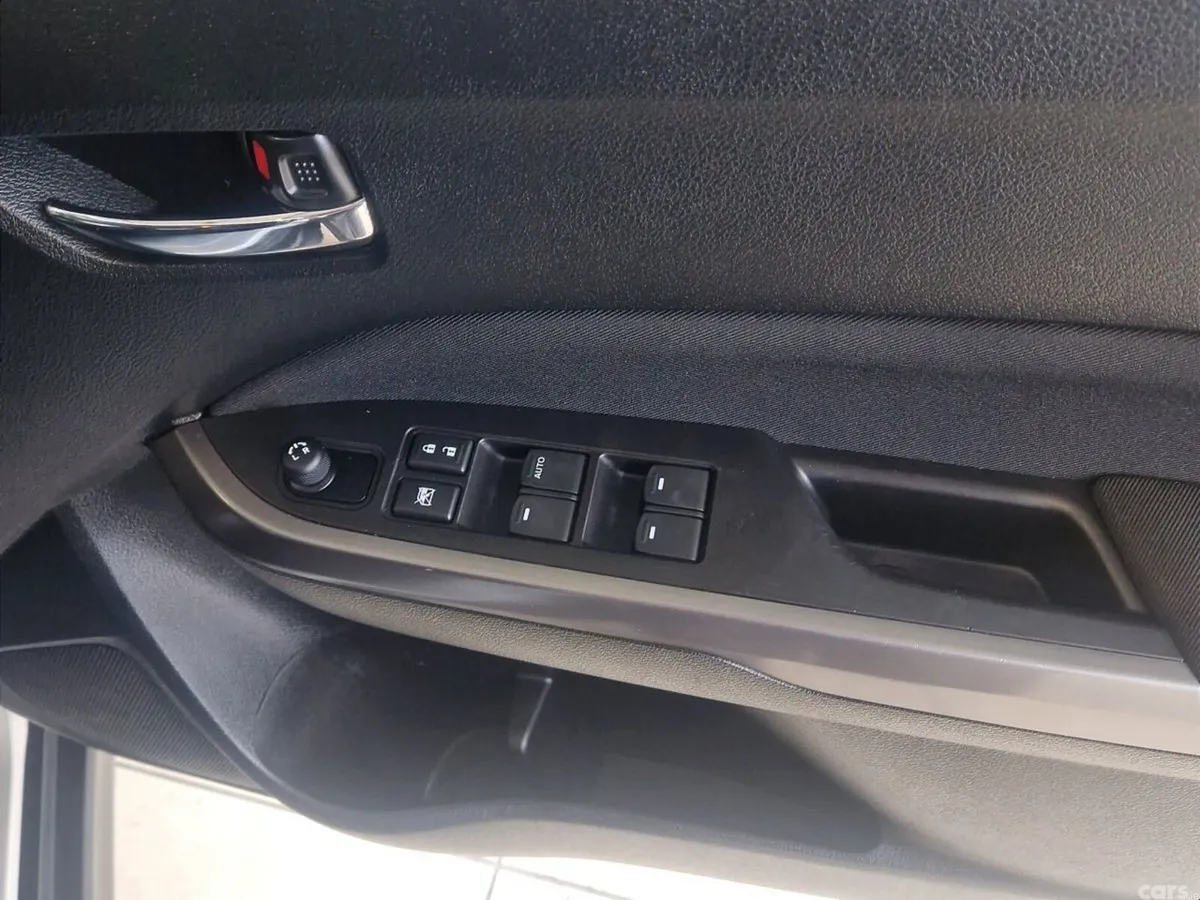 Suzuki Vitara SUV, Petrol, 2024, Grey