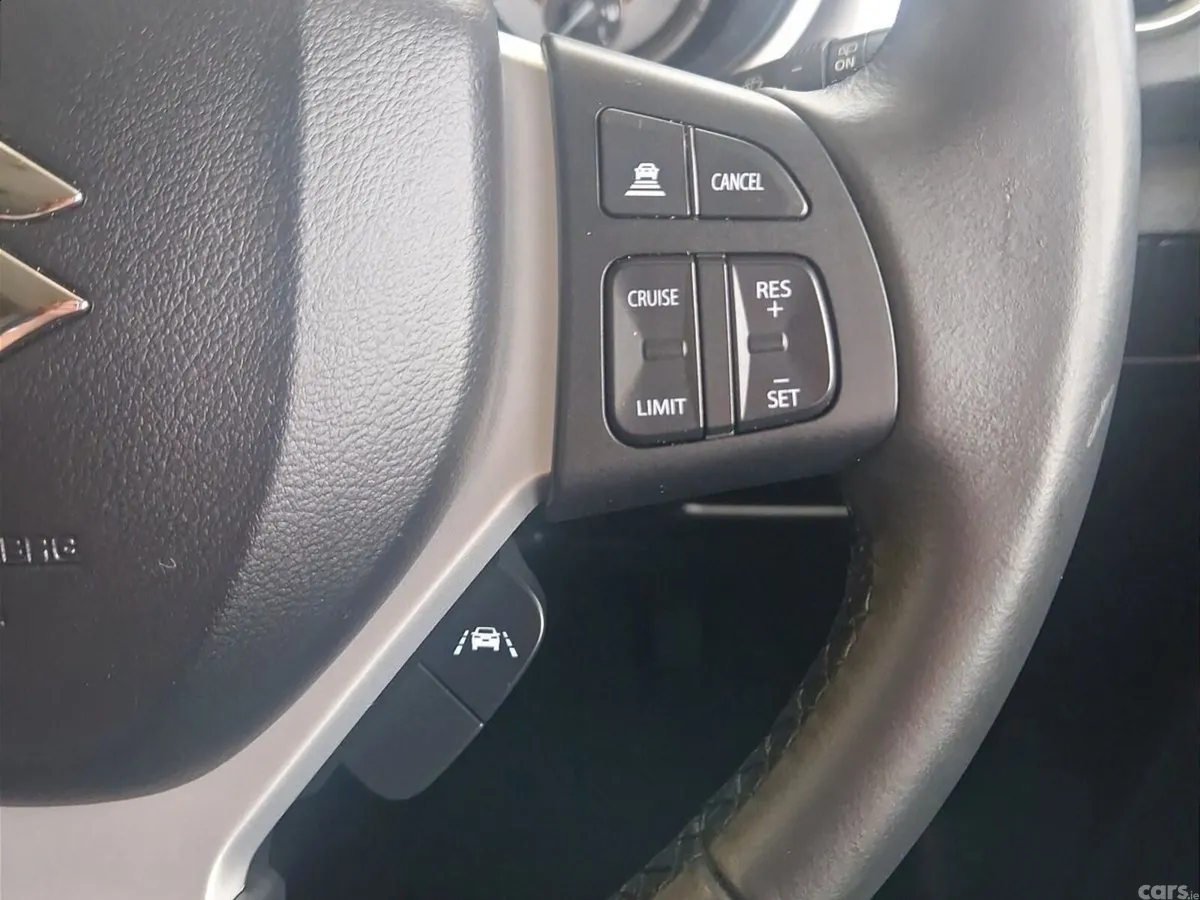 Suzuki Vitara SUV, Petrol, 2024, Grey