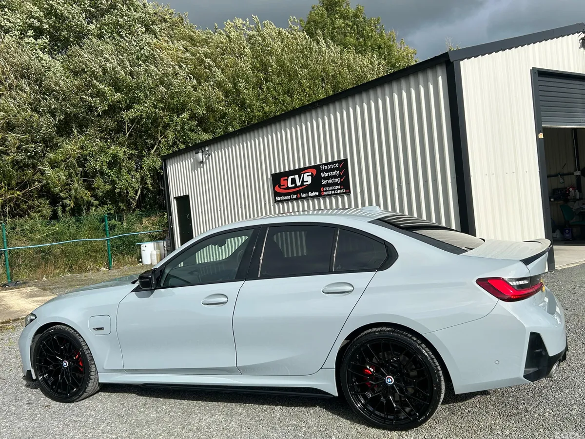 BMW 3-Series Saloon, Petrol Hybrid, 2023, Grey