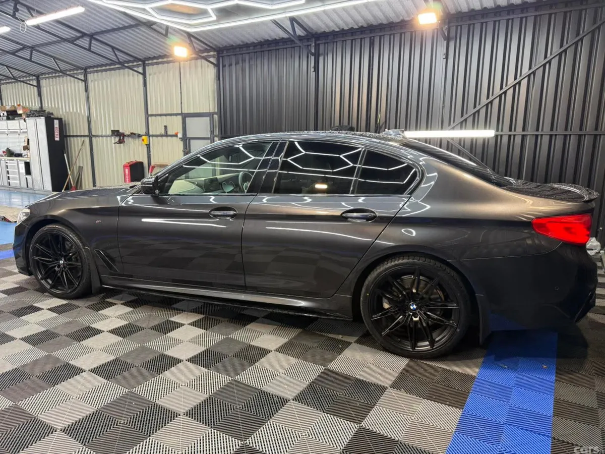 BMW 5-Series Saloon, Diesel, 2018, Grey