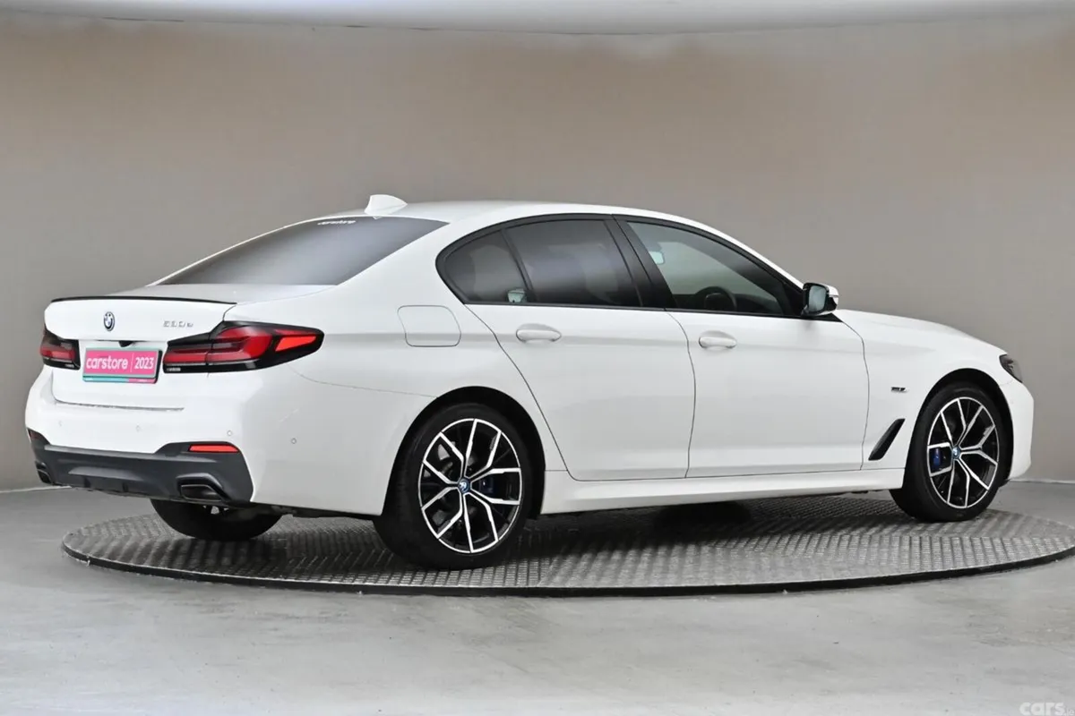 BMW 5-Series Saloon, Petrol Plug-in Hybrid, 2023, White
