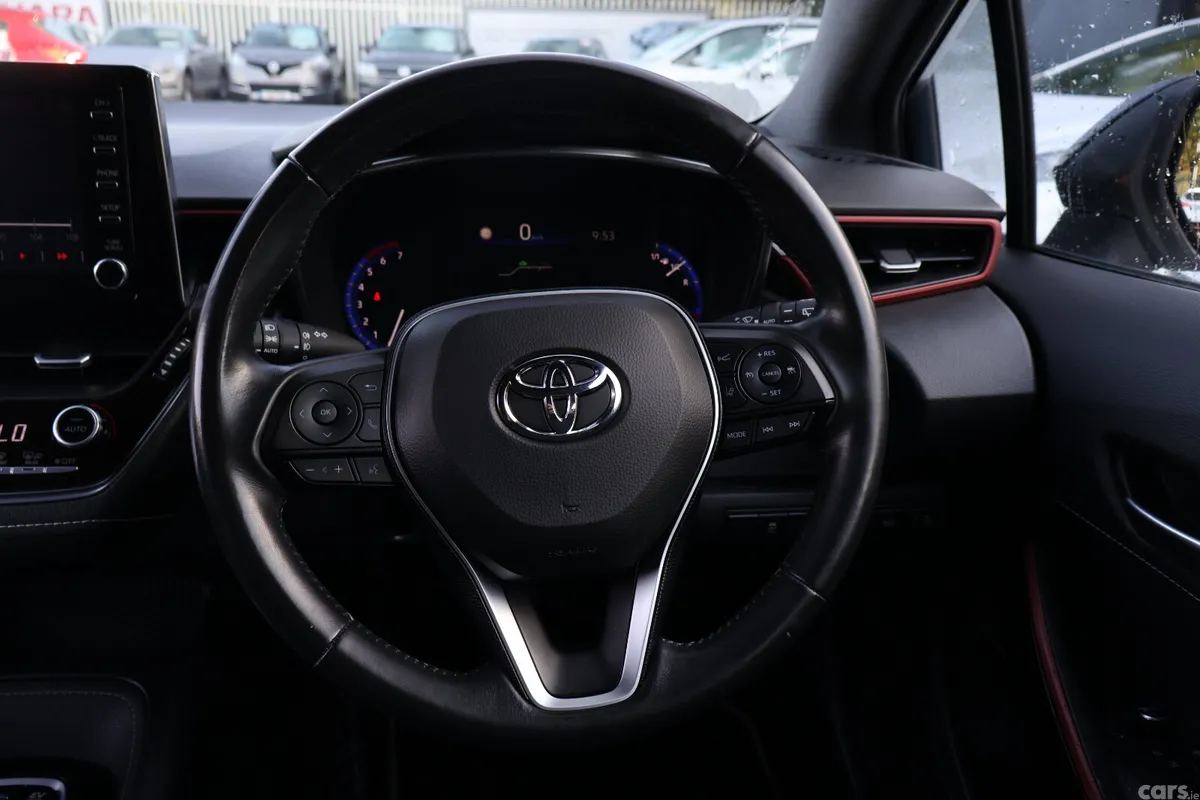 Toyota Corolla Hatchback, Petrol Hybrid, 2019, White