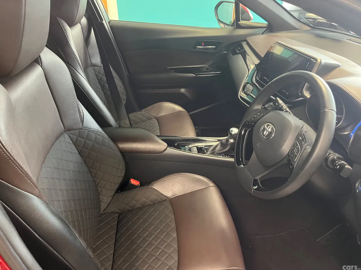 Toyota C-HR Hatchback, Petrol Hybrid, 2019, Red