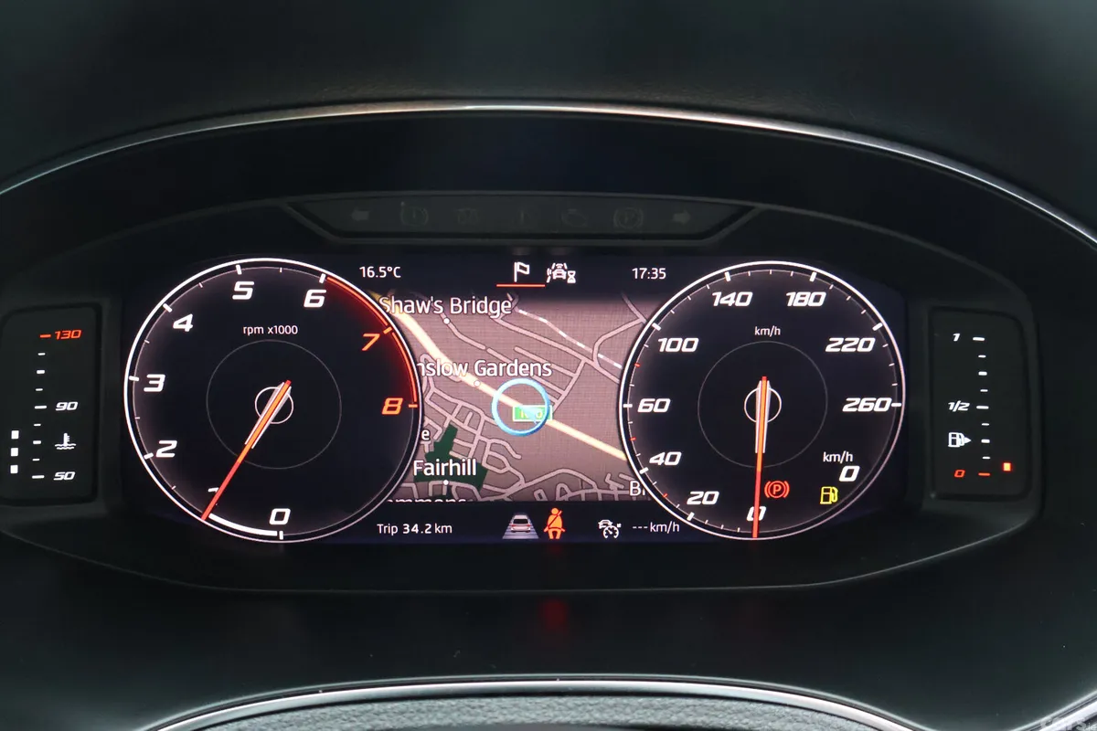 SEAT Arona SUV, Petrol, 2020, Red