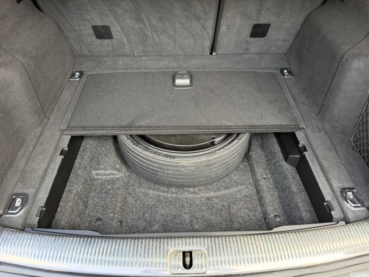 Audi Q5 SUV, Diesel, 2013, Grey