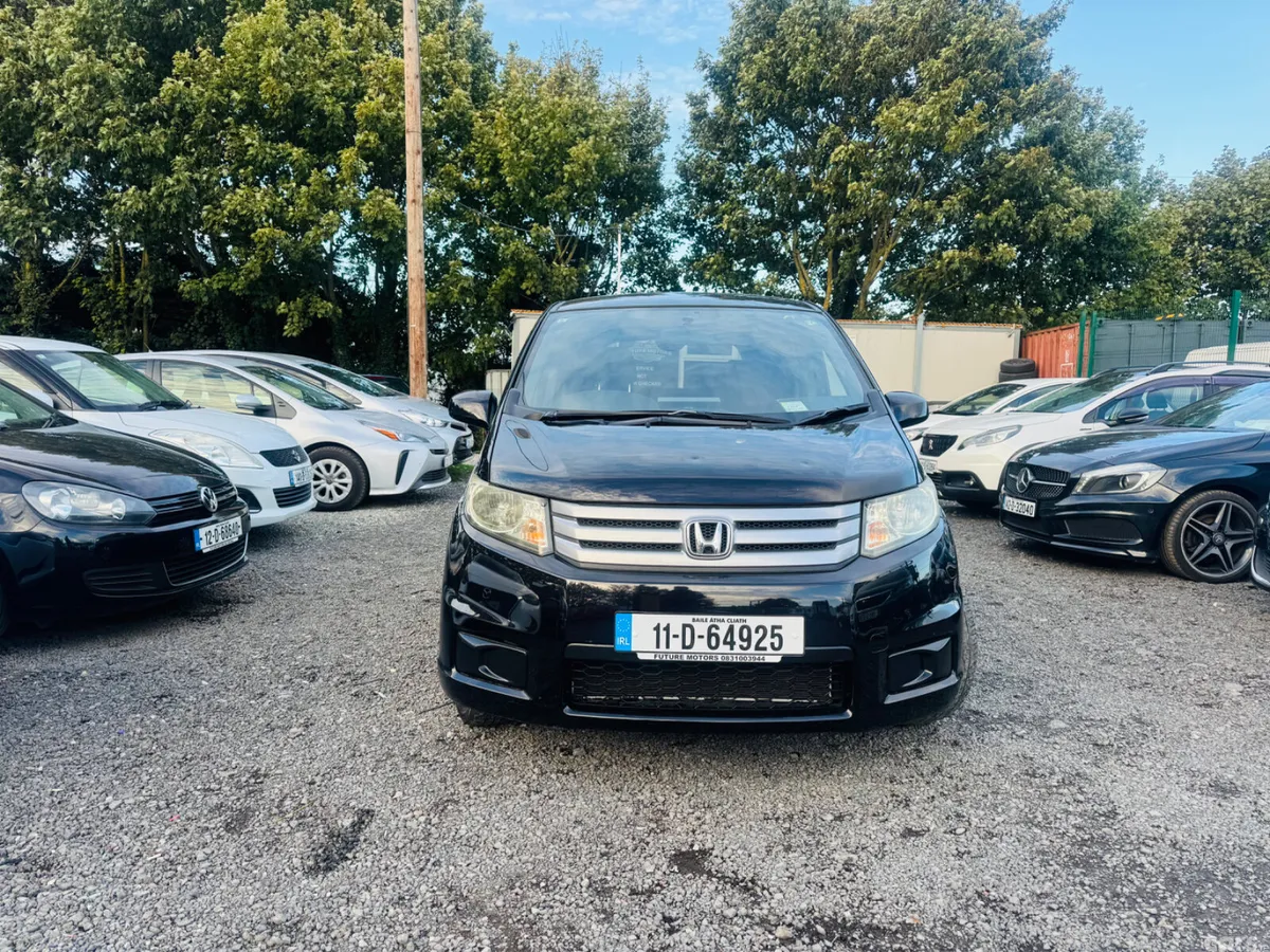 Honda Freed MPV, Petrol, 2011, Black