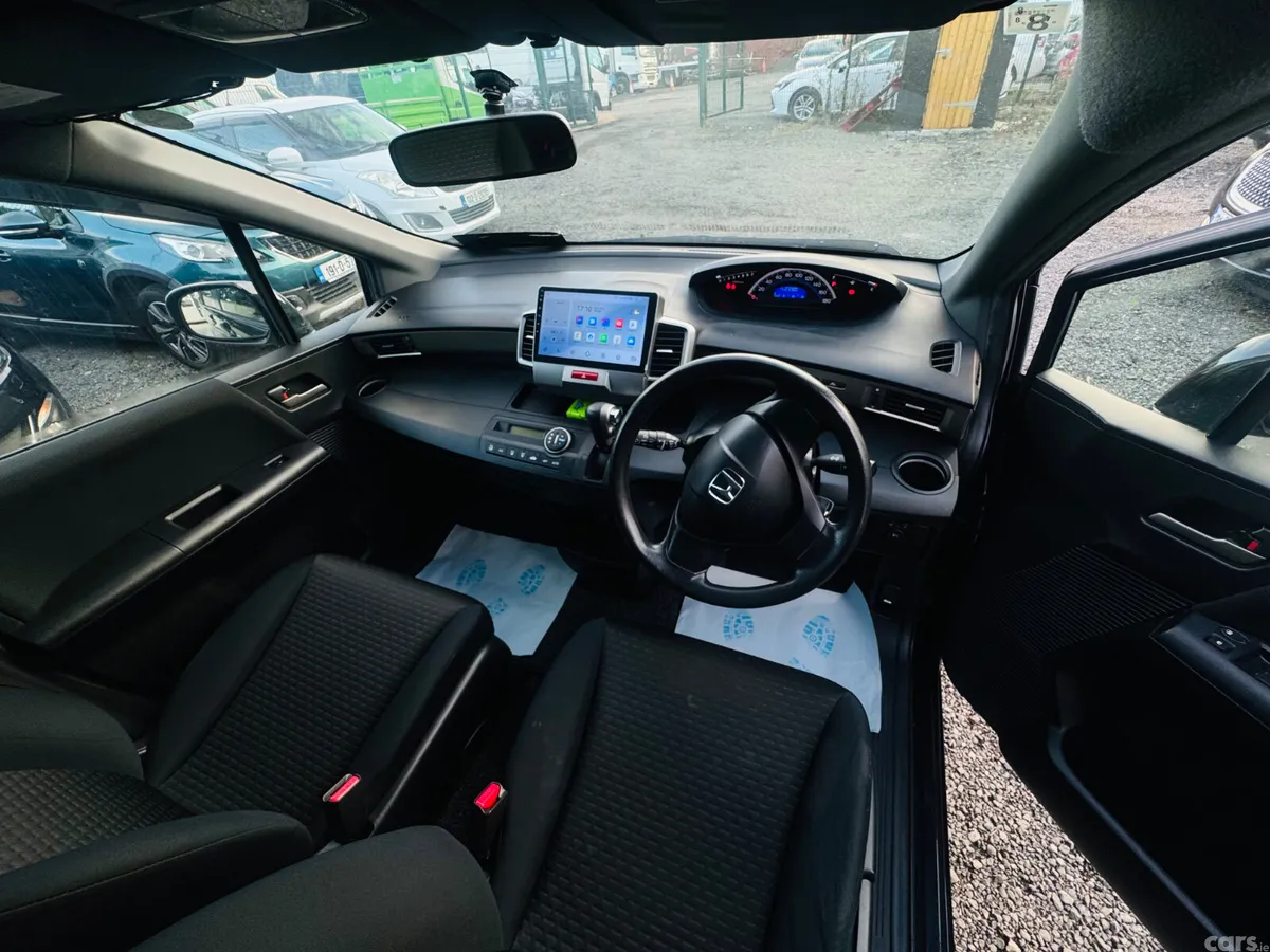 Honda Freed MPV, Petrol, 2011, Black