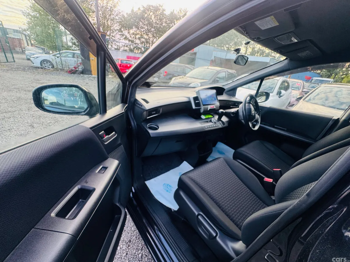 Honda Freed MPV, Petrol, 2011, Black