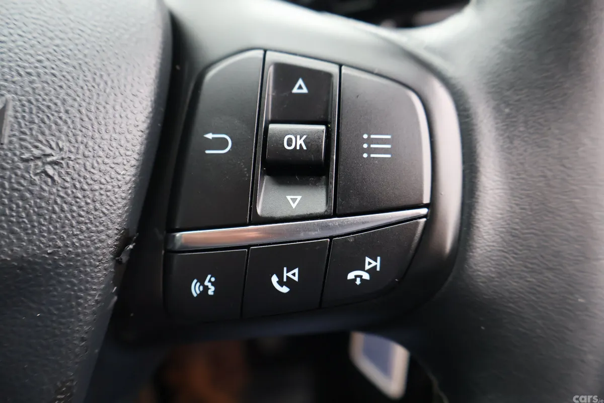 Ford Fiesta Hatchback, Petrol, 2020, White
