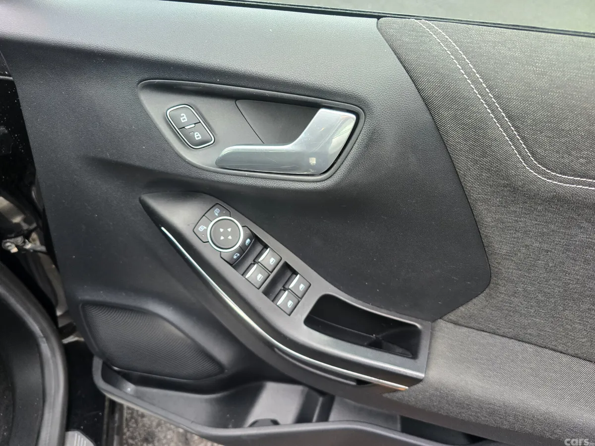 Ford Puma MPV, Petrol Hybrid, 2020, Black
