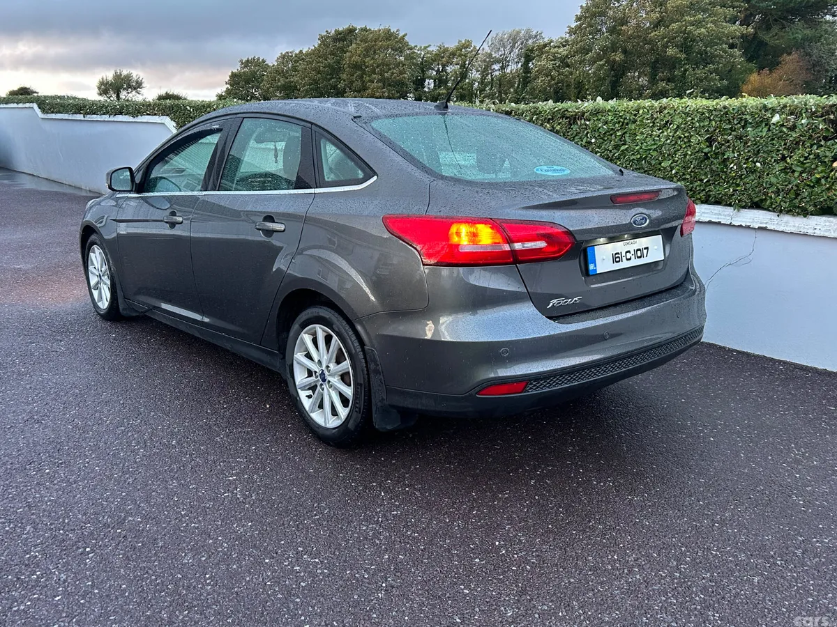 Ford Focus Saloon, Diesel, 2016, Grey