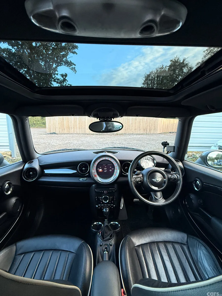 Mini Cooper Hatchback, Diesel, 2011, Grey