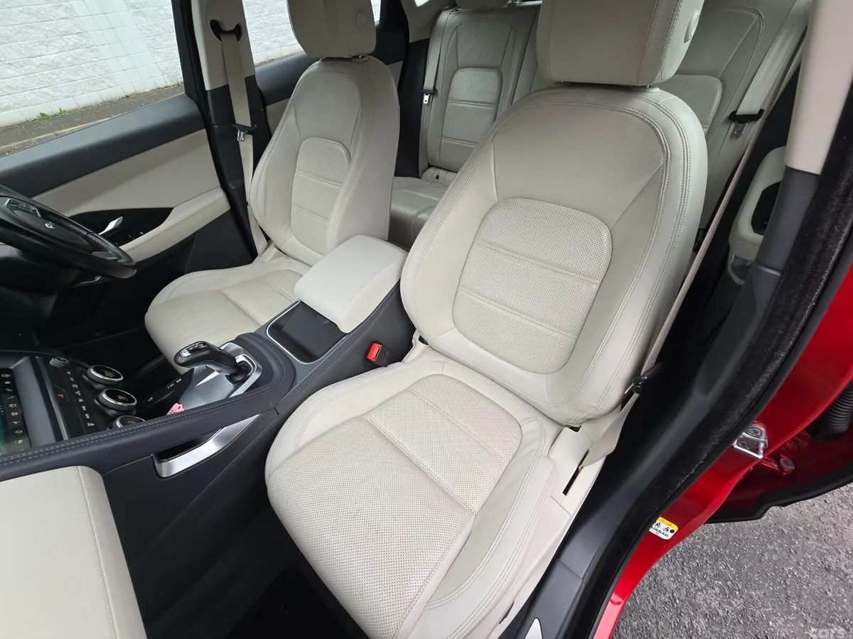 Jaguar E-Pace SUV, Diesel, 2020, Red