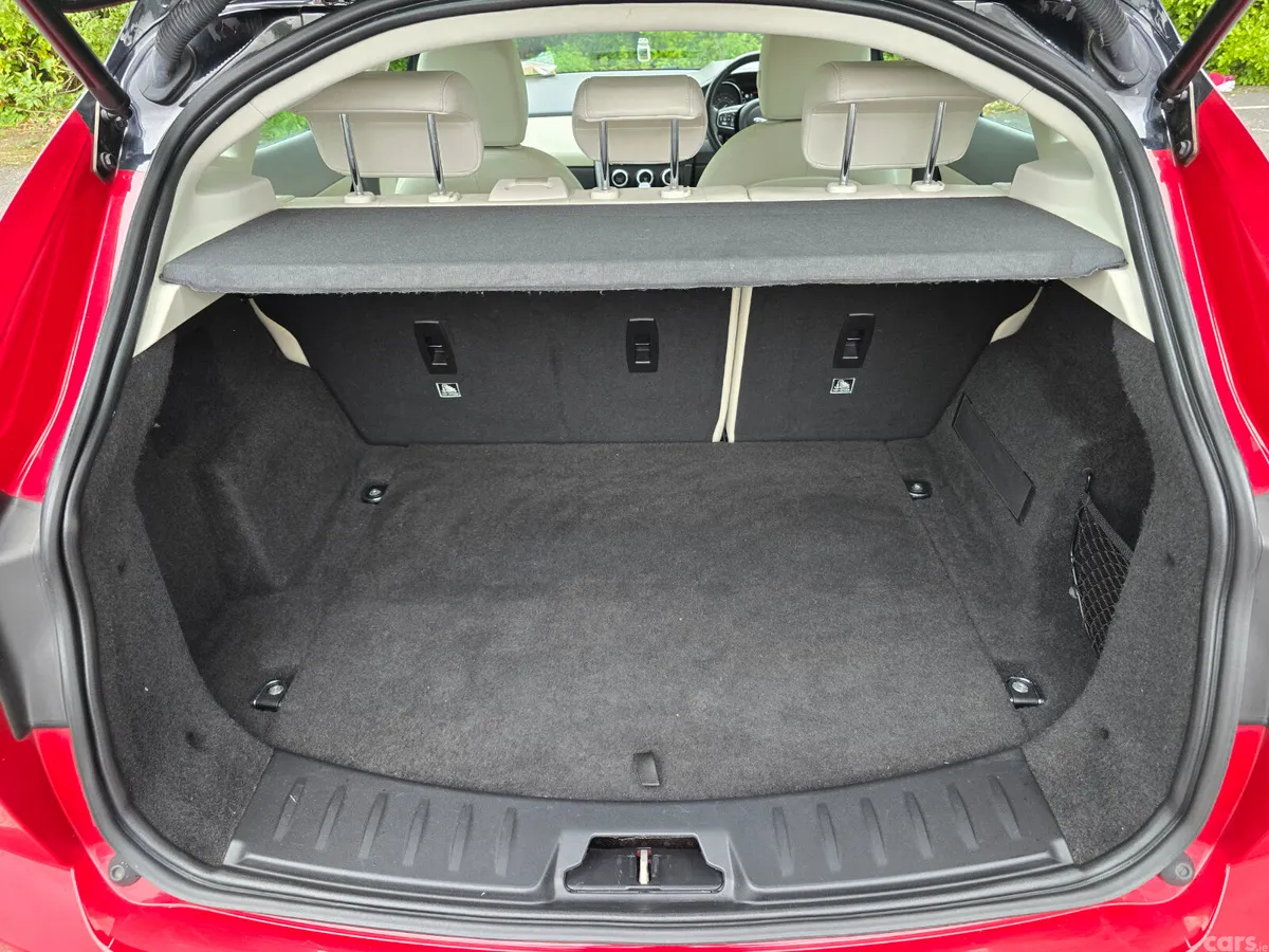 Jaguar E-Pace SUV, Diesel, 2020, Red