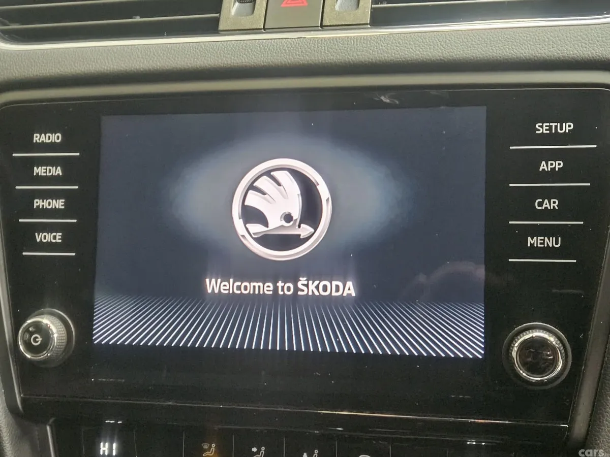 Skoda Octavia Hatchback, Diesel, 2019, Black