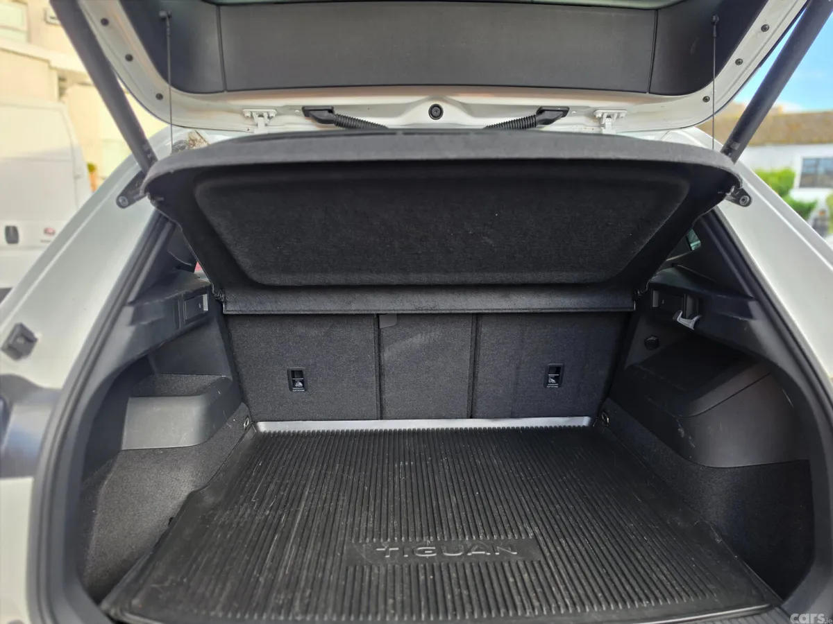 Volkswagen Tiguan SUV, Diesel, 2025, White