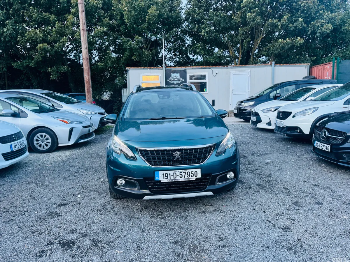 Peugeot 2008 SUV, Petrol, 2019, Green