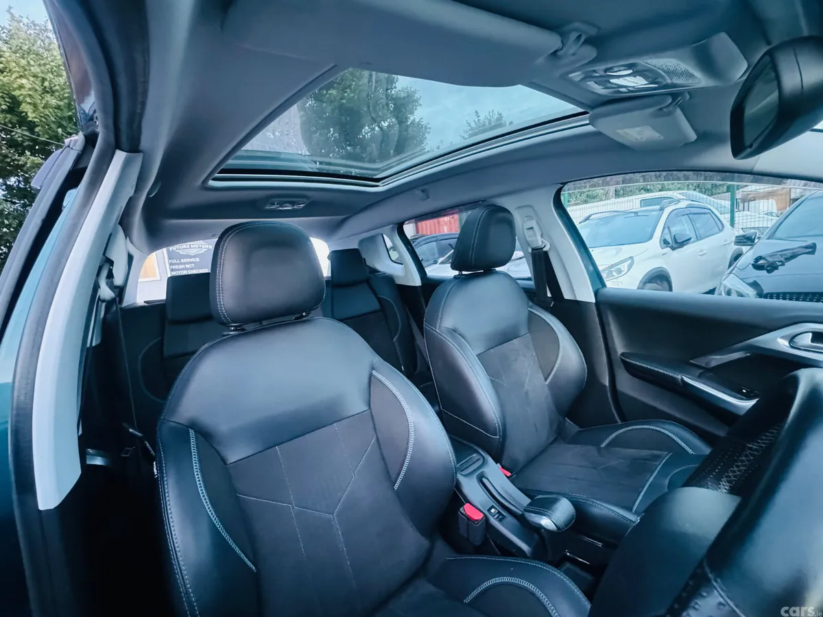 Peugeot 2008 SUV, Petrol, 2019, Green