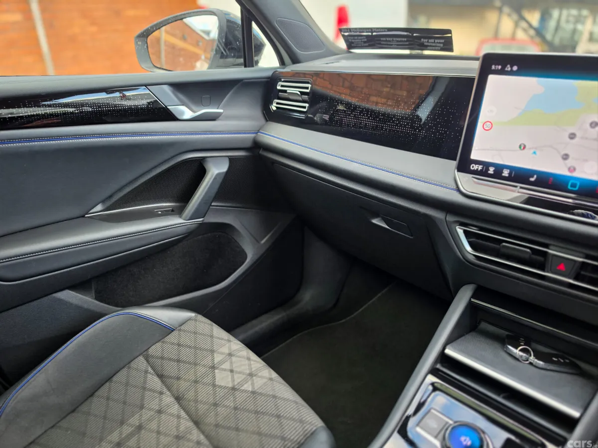 Volkswagen Tiguan SUV, Diesel, 2025, White